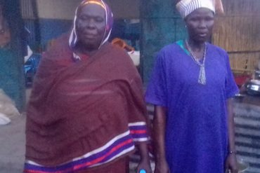 Businesswoman encourages widows to join business