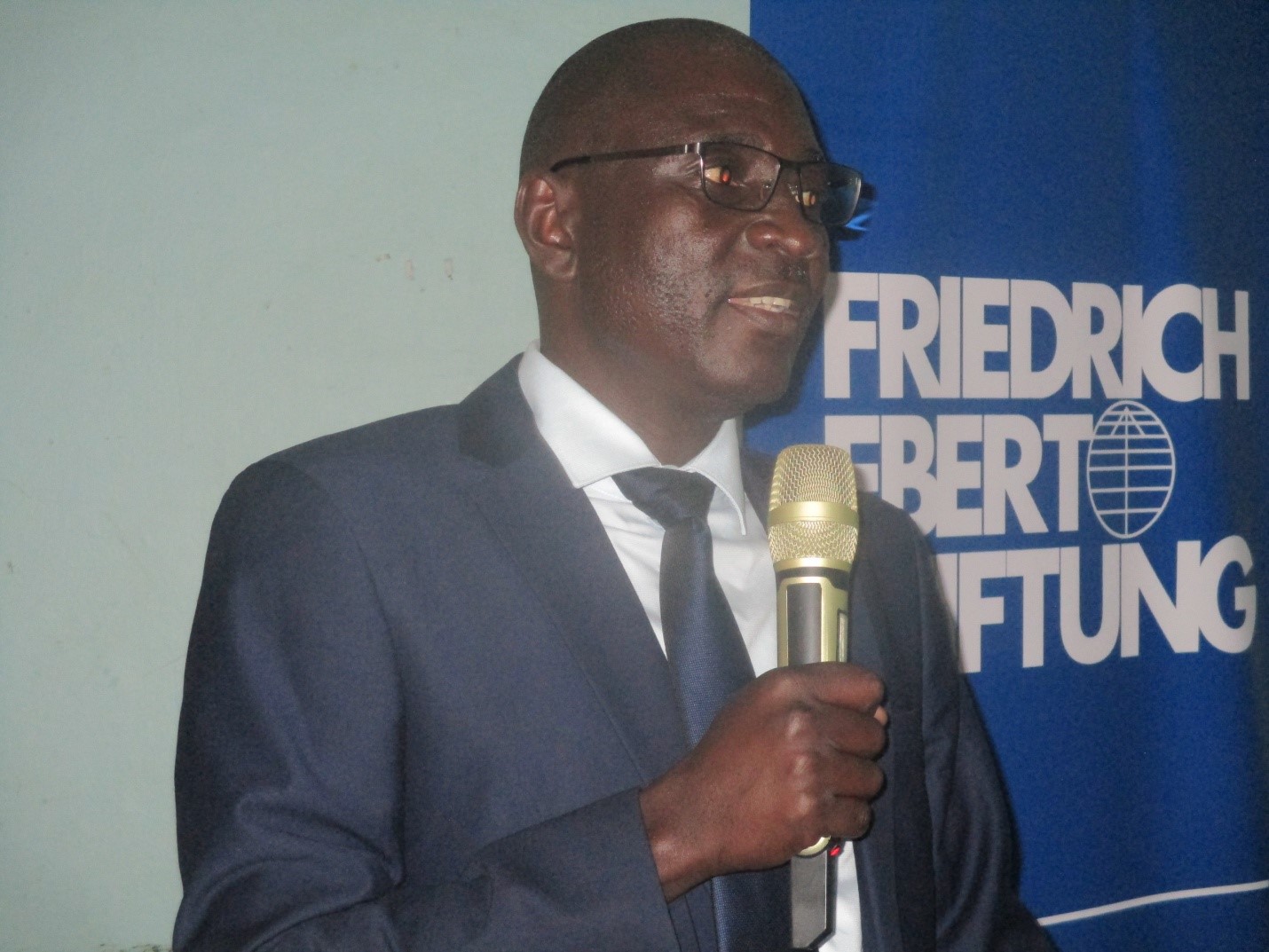 Citizens root for federalism during consultation on constitution