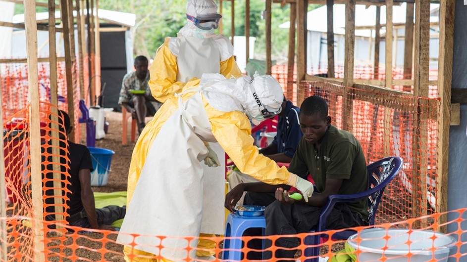 Government probes five suspected Ebola cases in border regions