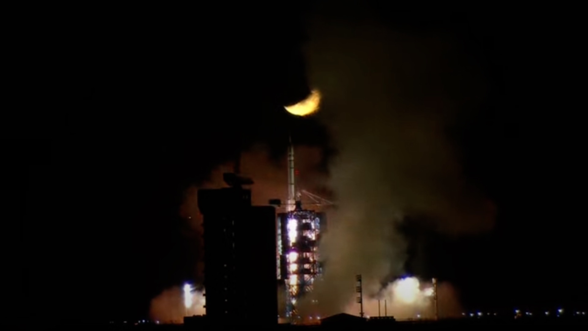 China Space Station: Shenzhou-15 manned spaceship launched