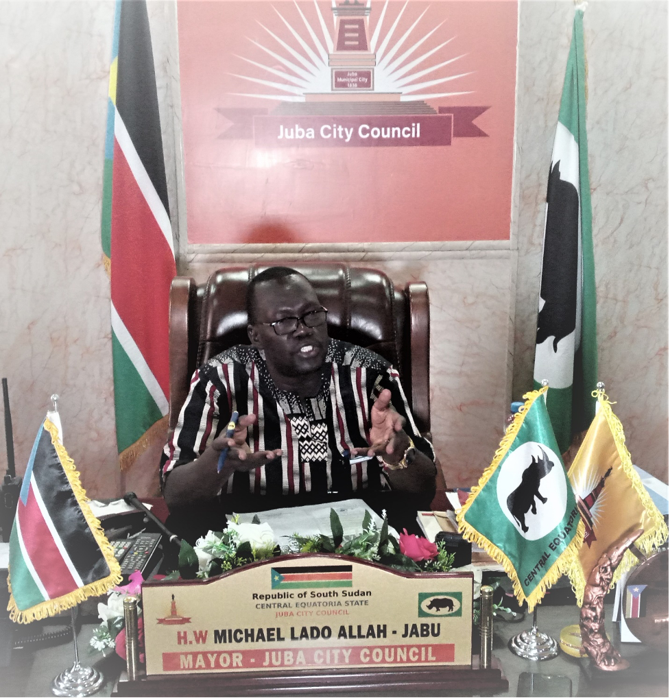 Juba City Council meets with striking water tank drivers