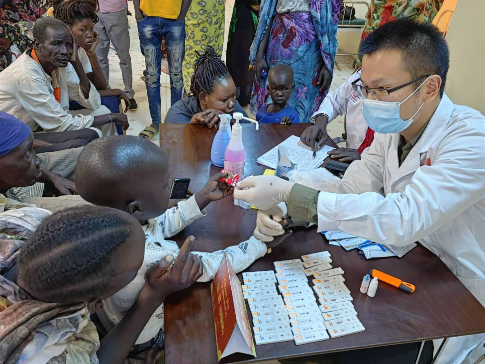 <strong>China medical team provides free treatment to communities in Paloch</strong>