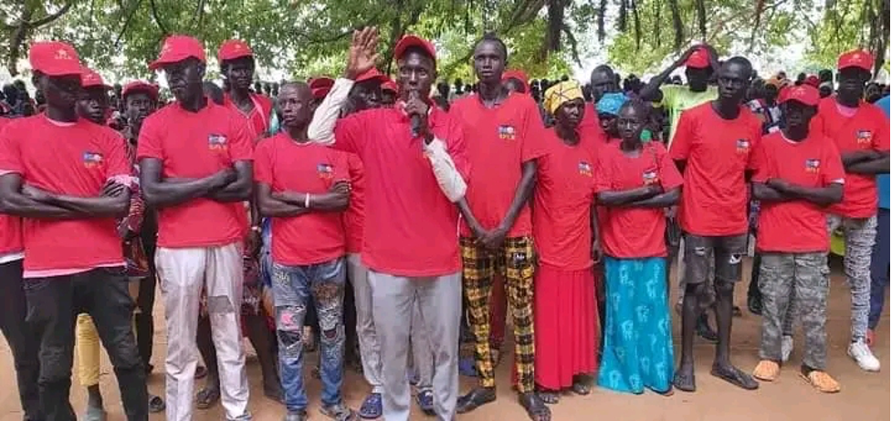 SPLM-IO members defect to SPLM in Aweil North County