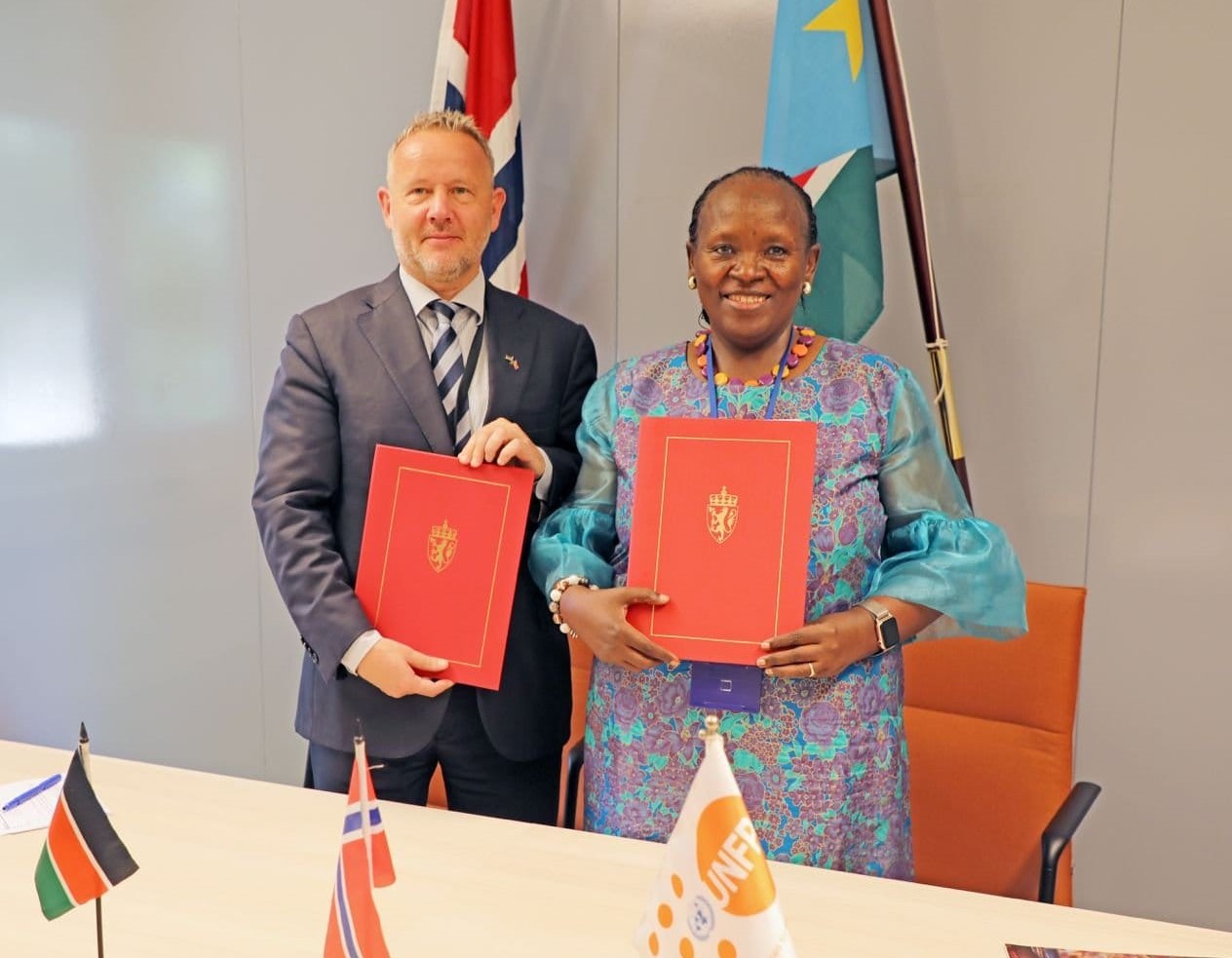 Amb. Roar Haugsdal, UNFPA Representative Esperance Fundira