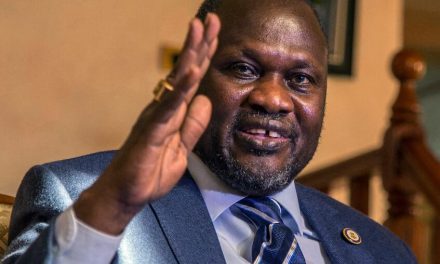 Dr. Riek Machar’s trial adjourns as defense lawyers demand written document