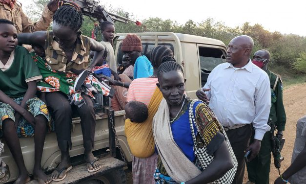 Thousands of Refugees Stranded at the South Sudan–Kenya Border