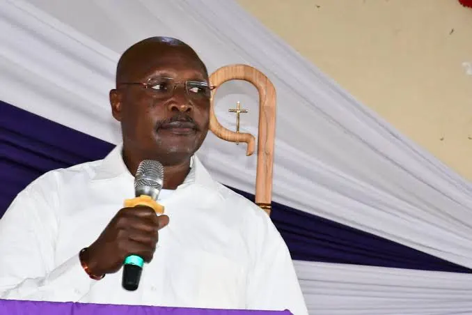 Lobong Inspects State High Court, Pledges Renovation