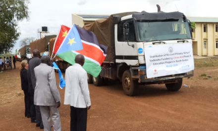 Government launches distribution of over 1 million Chinese textbooks to learners