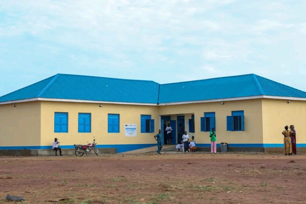 1000082908